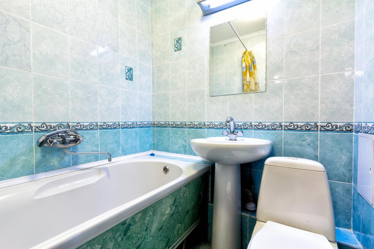 433 Lighthouse Apartments Arbat - Traveler'S Choice 阿拉木图 外观 照片